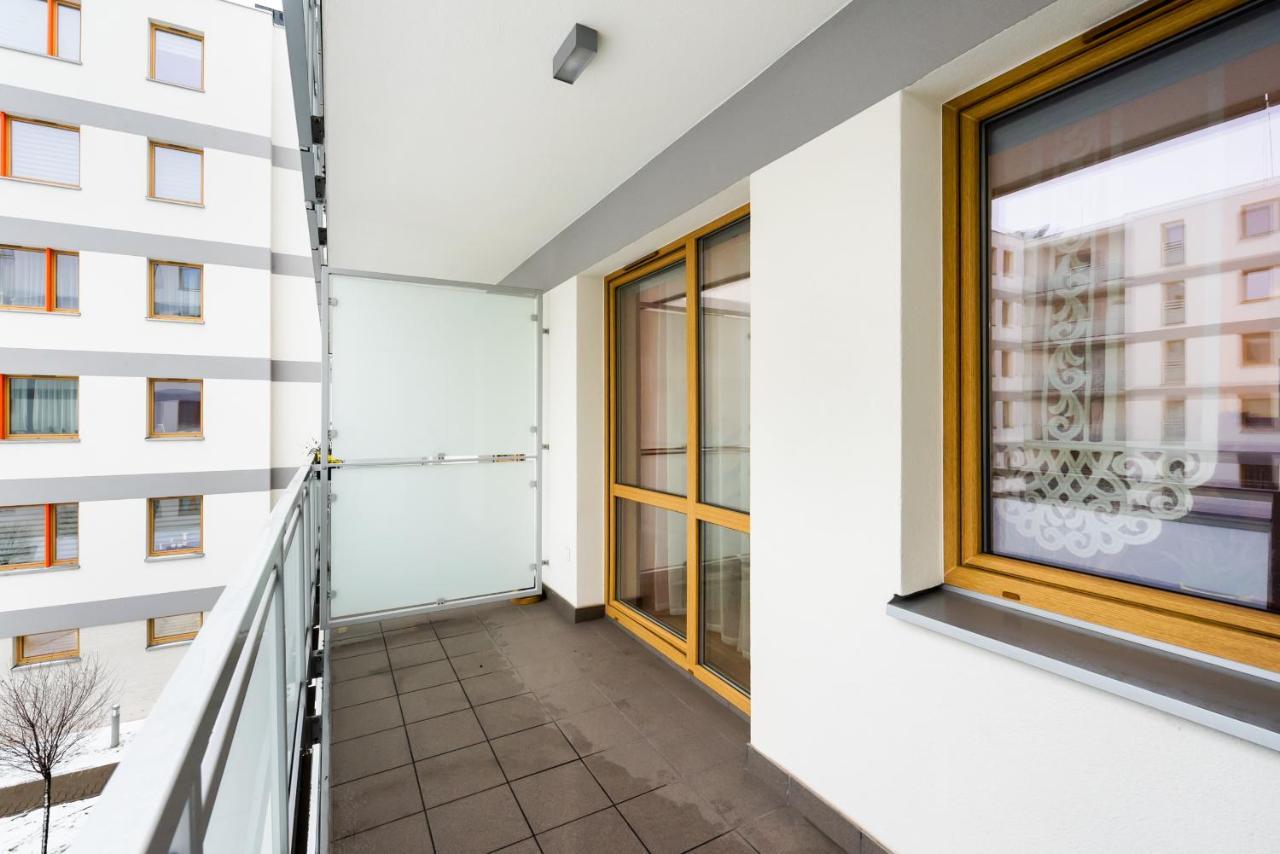 Metro Bemowo Colourful Apartment Varsovia Exterior foto