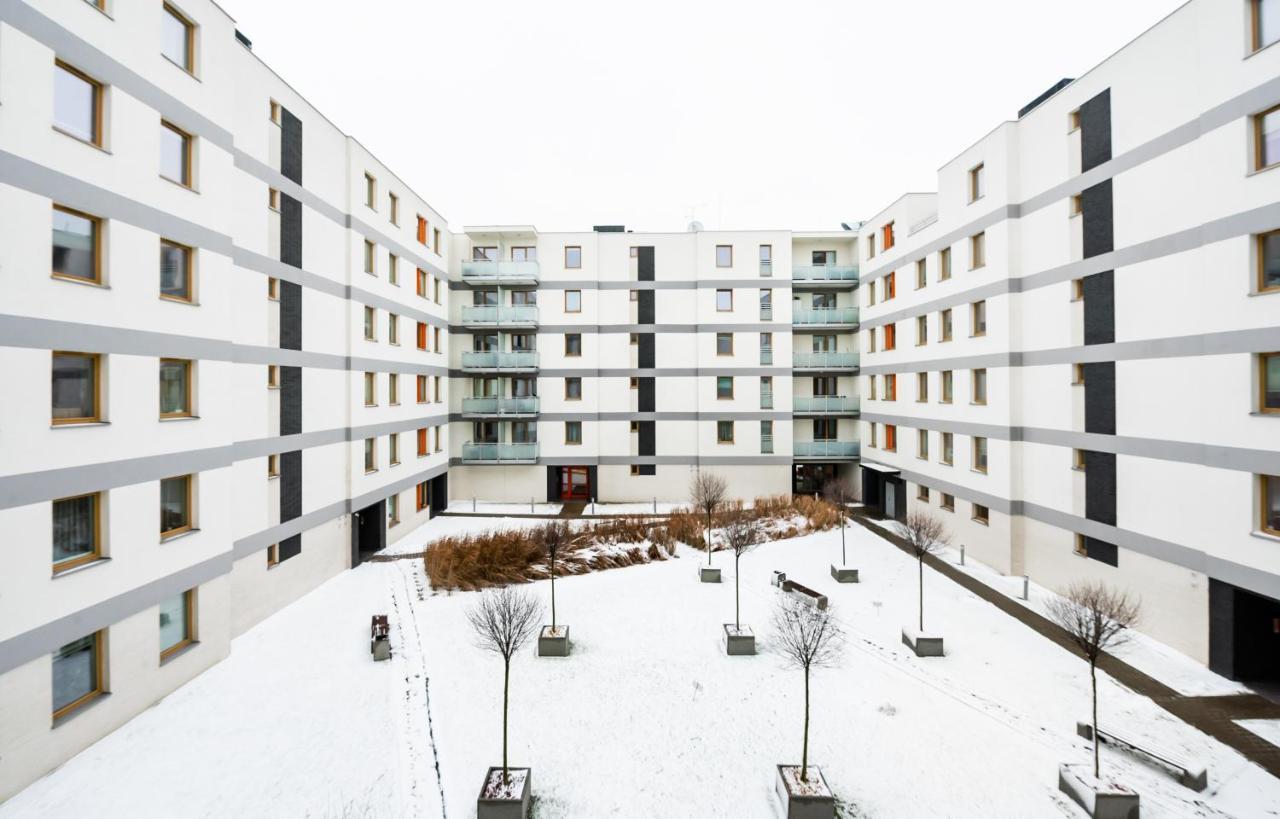 Metro Bemowo Colourful Apartment Varsovia Exterior foto